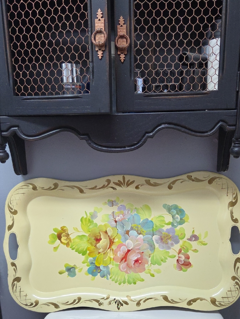 Vintage Hand-Painted Floral Serving Tray in Cream with Pastel Bouquet